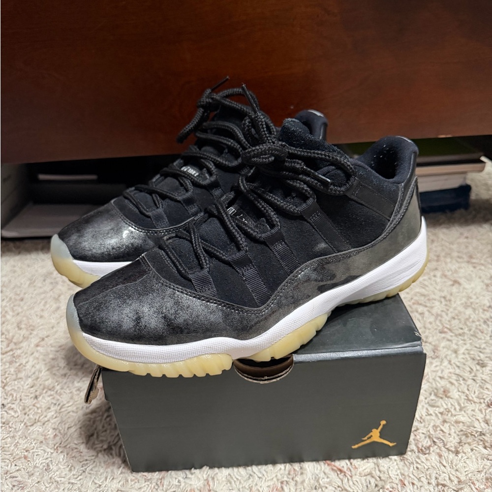 Nike Air Jordan 11 Retro Low 'Barons'